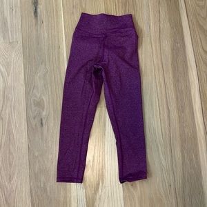 Magenta scrunch bum workout leggings